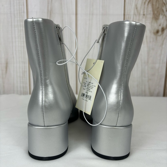 A New Day Boots Silver Size 6.5 Dress Ankle Comfort Boots Block Heel Metallic - Picture 9 of 15